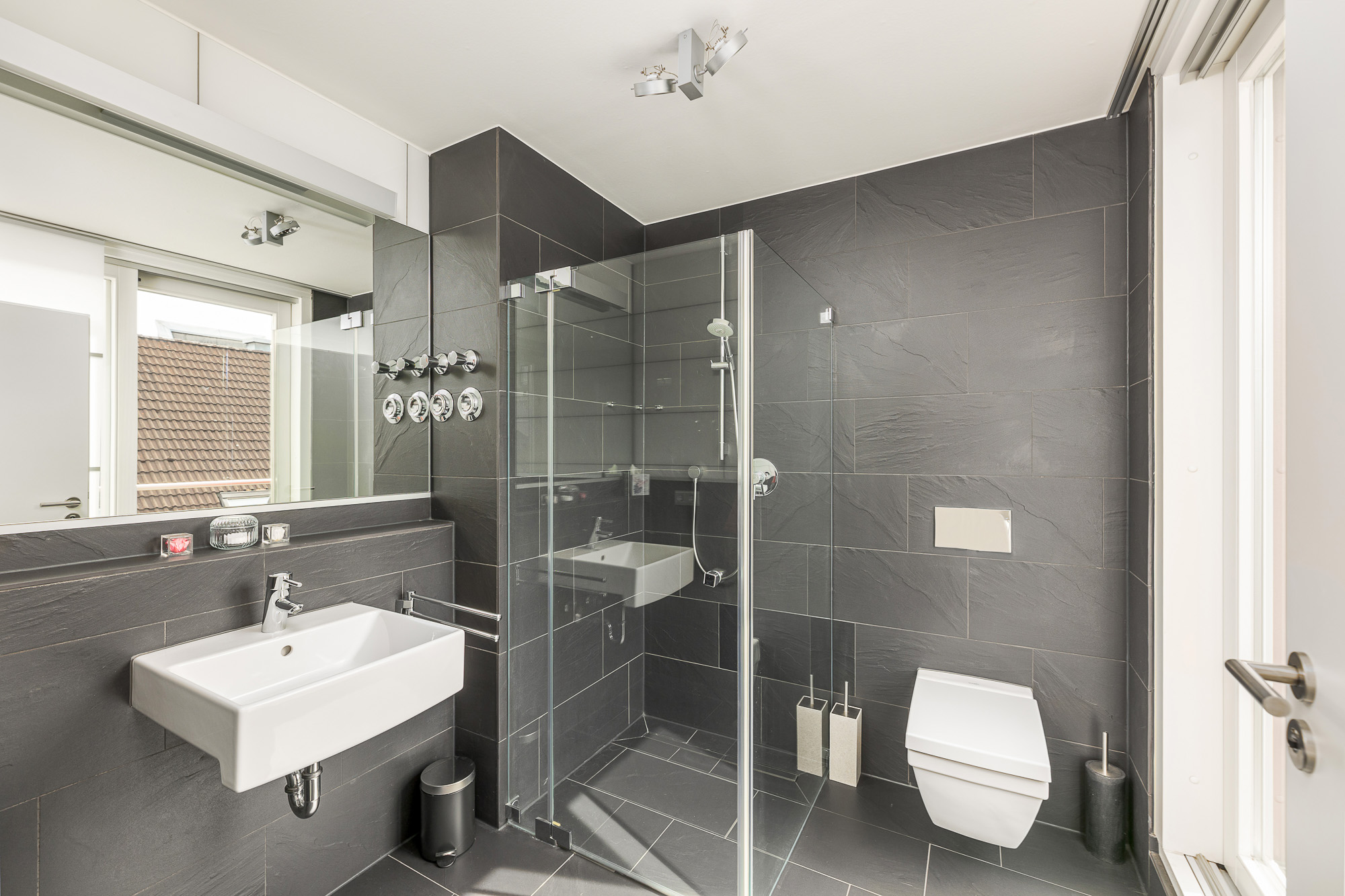 Badezimmer Gäste-Zimmer