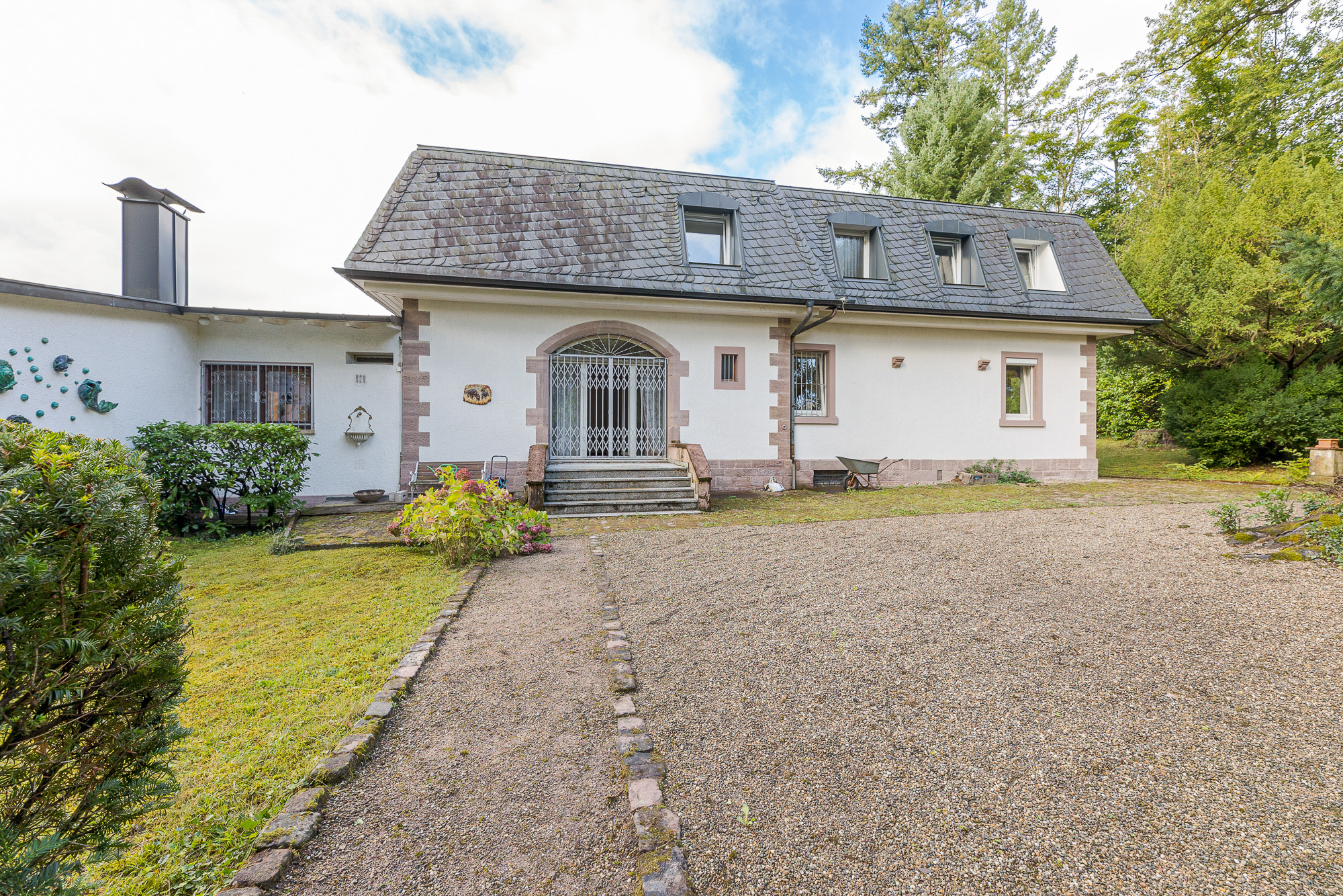 Rückansicht zum Kaminzimmer